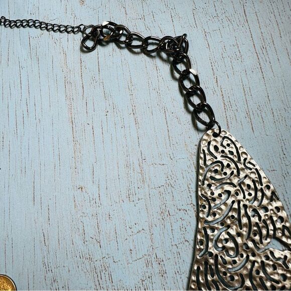 Gunmetal Silver Gold Panel Statement Necklace - Picture 3 of 3